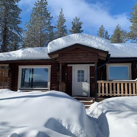 Kaupinmaja, Yllaes, Aekaeslompolo, Lapland - Log Cabin With Lake And Fell Scenery Exteriör bild